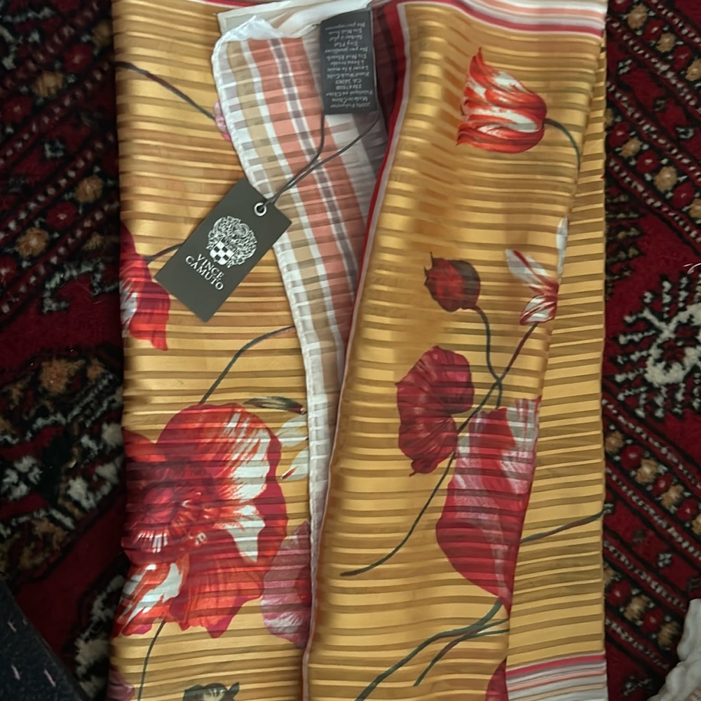 Scarf Vince camuto silk scarf
